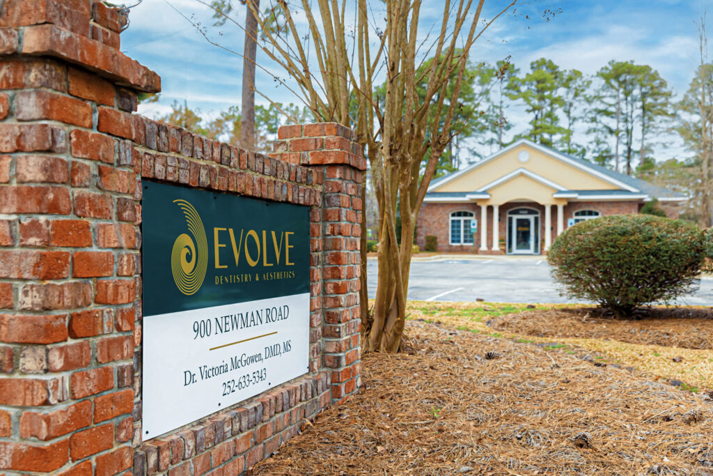 An exterior shot of Evolve Dentistry & Aesthetics, where the best cosmetic dentist in Craven County restore our patient's oral health and confidence. 